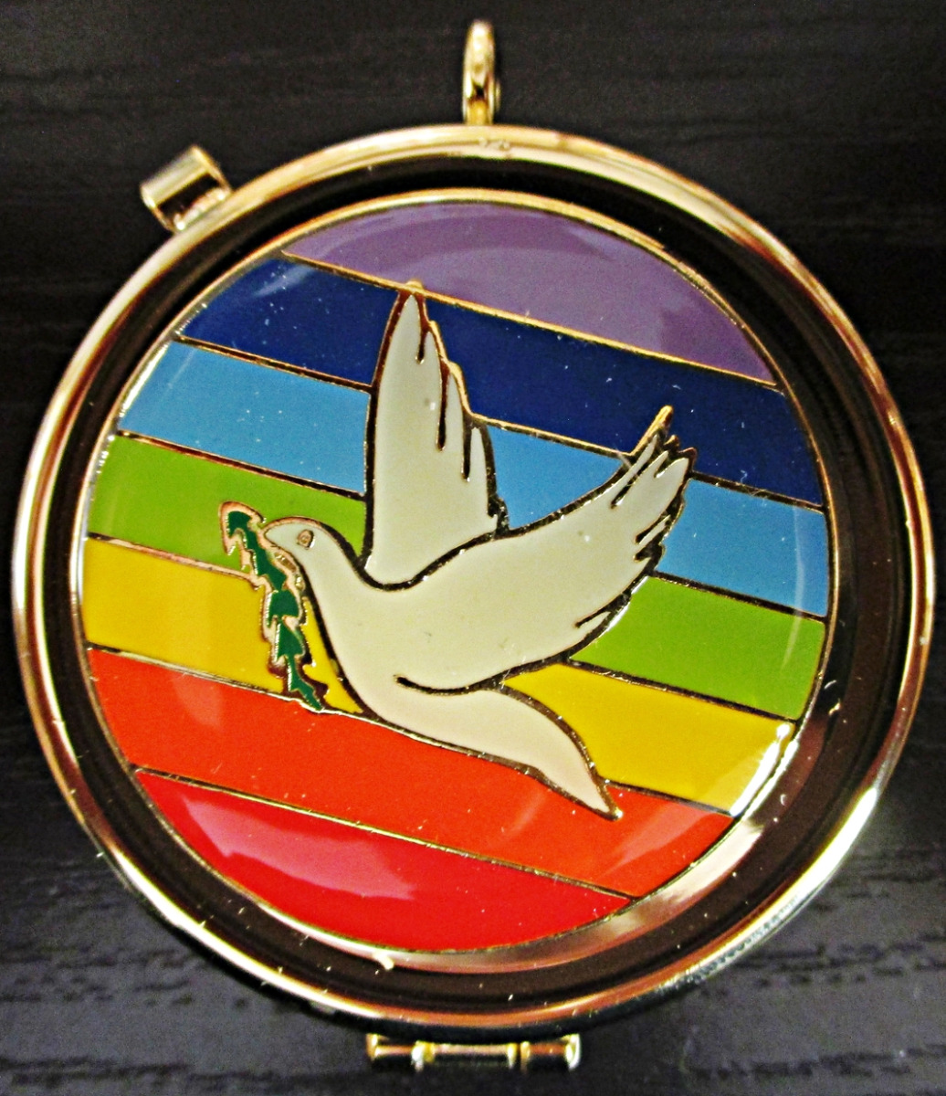 Pyx - Dove on Peace Flag