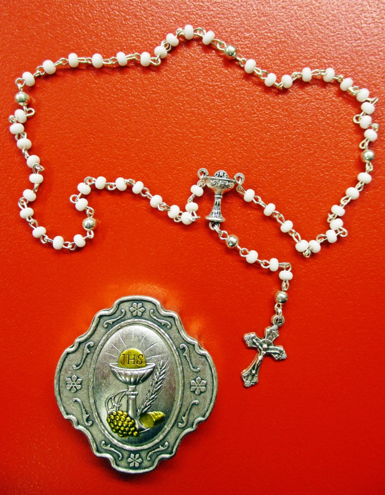 First Communion Rosary - Metal Case